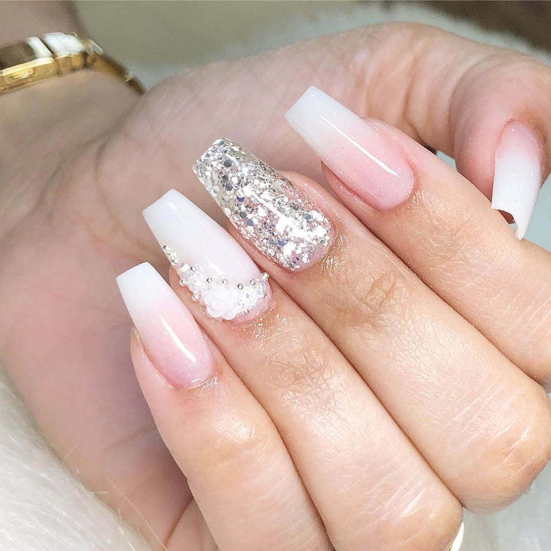 erros comuns ao escolher unhas para casamento