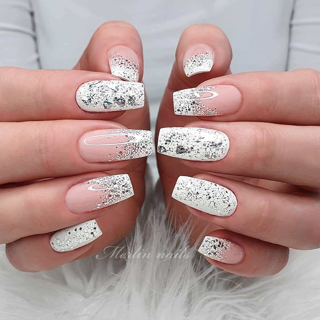 Efeito Glazed Donut e Outros Acabamentos em Alta para Unhas de Casamento