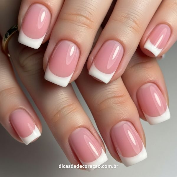 unha rosa com francesinha