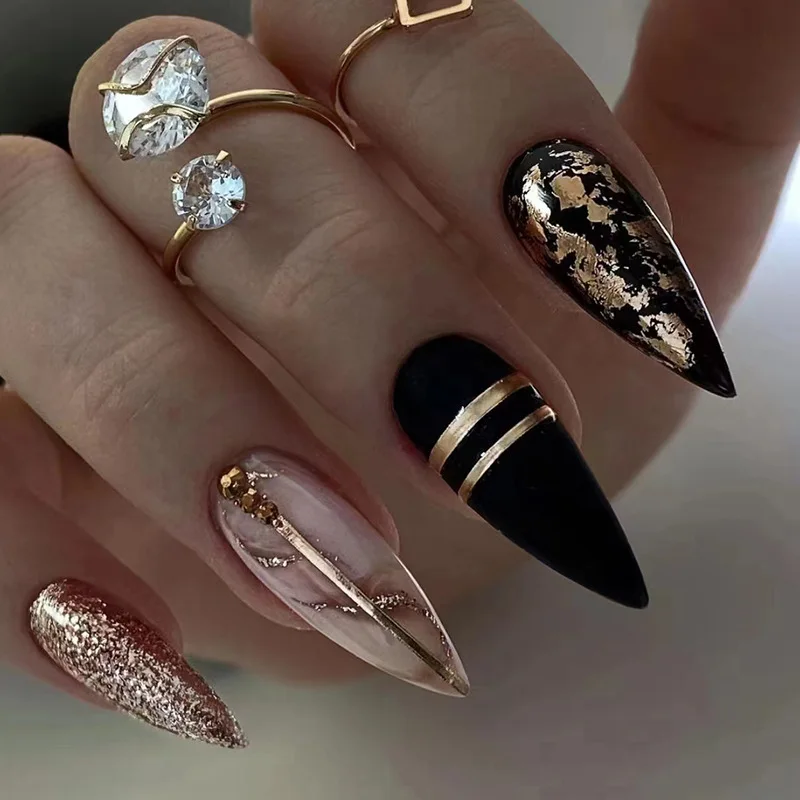 inspiração unhas stiletto diferentes