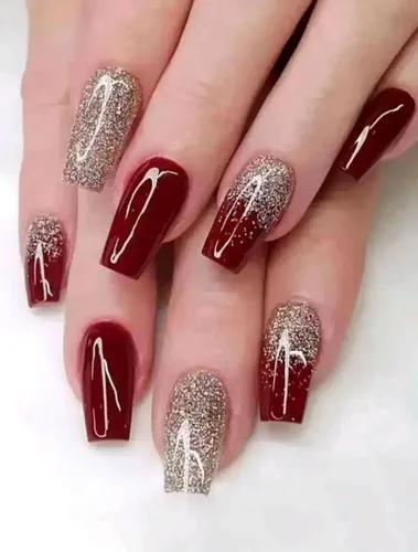 unha vermelha com glitter fosco
