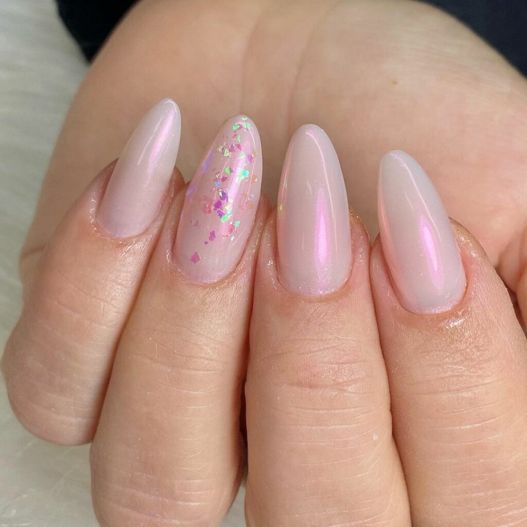 unhas almond delicadas 2026