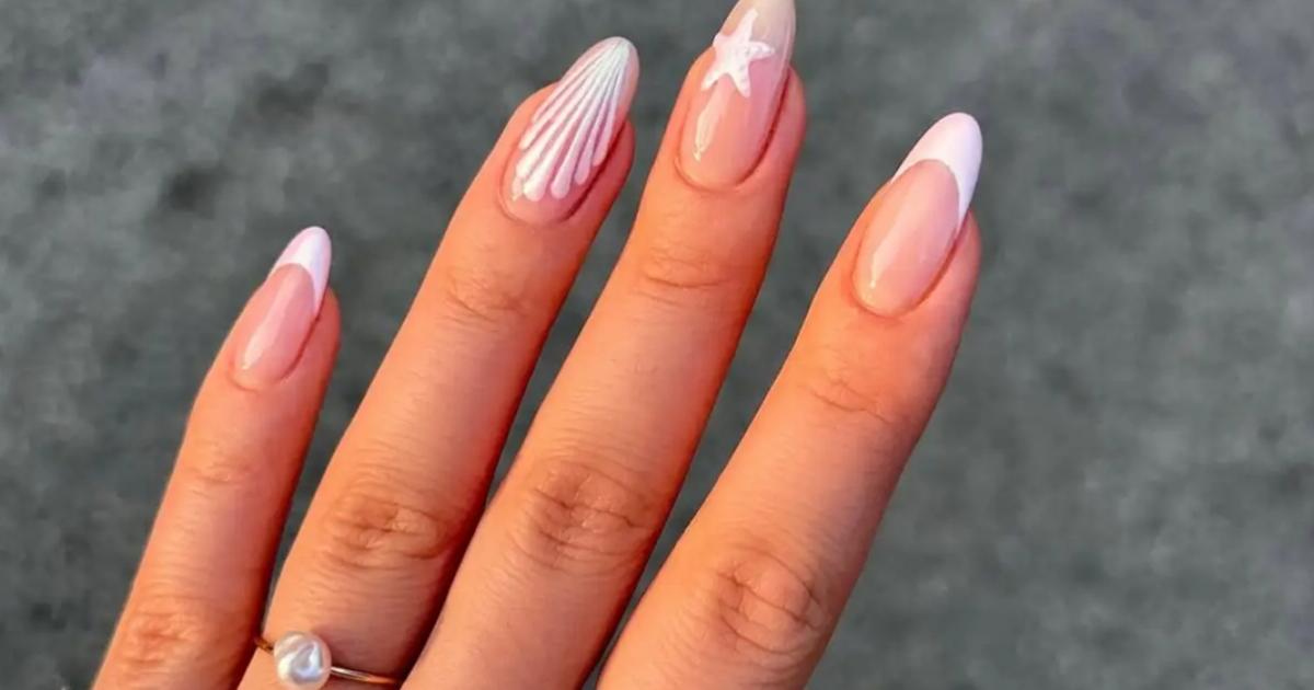 ideias unhas brancas decoradas para noivas