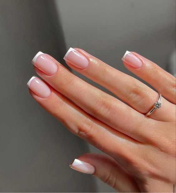 Unhas De Gel Claras E Simples