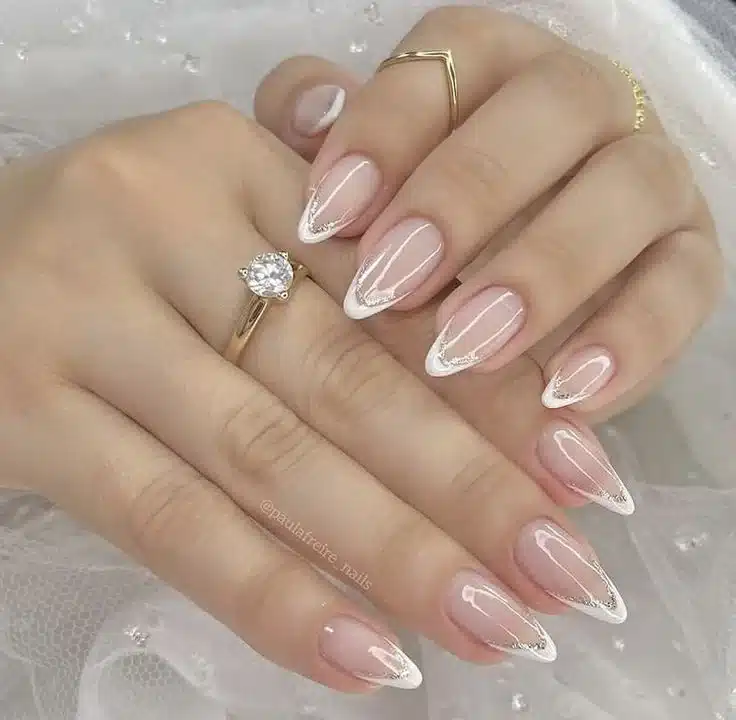 unhas de noiva delicada