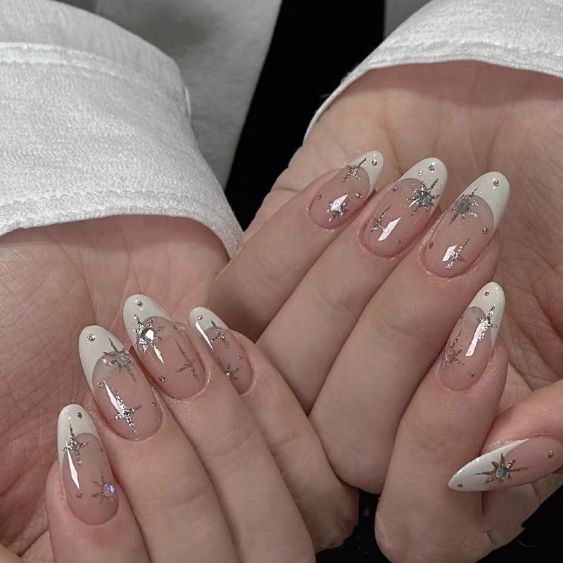 unhas decoradas branco e preto