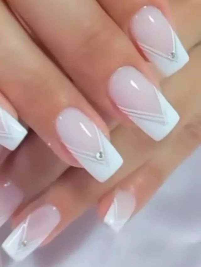 unhas decoradas branco para ano novo
