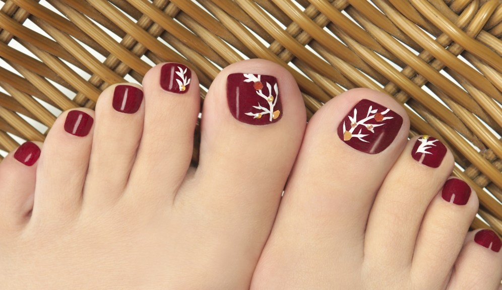 Top Cores de Esmalte para Unhas dos Pés em 2025: Do Clássico ao Ousado