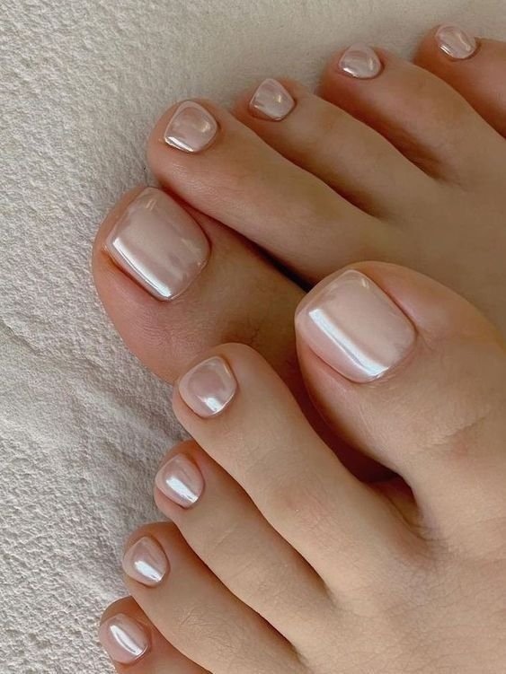 Os melhores esmaltes brancos para unhas dos pés