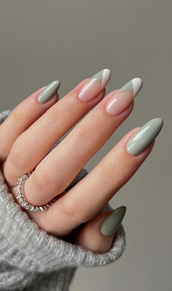 inspirações unhas em gel delicadas formato amendoado