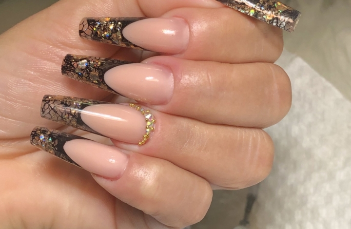 erros ao fazer unhas encapsuladas francesinha