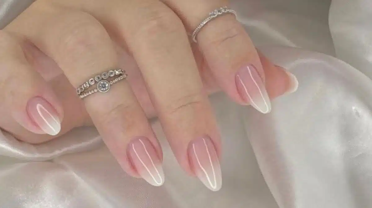 unhas naturais francesinha