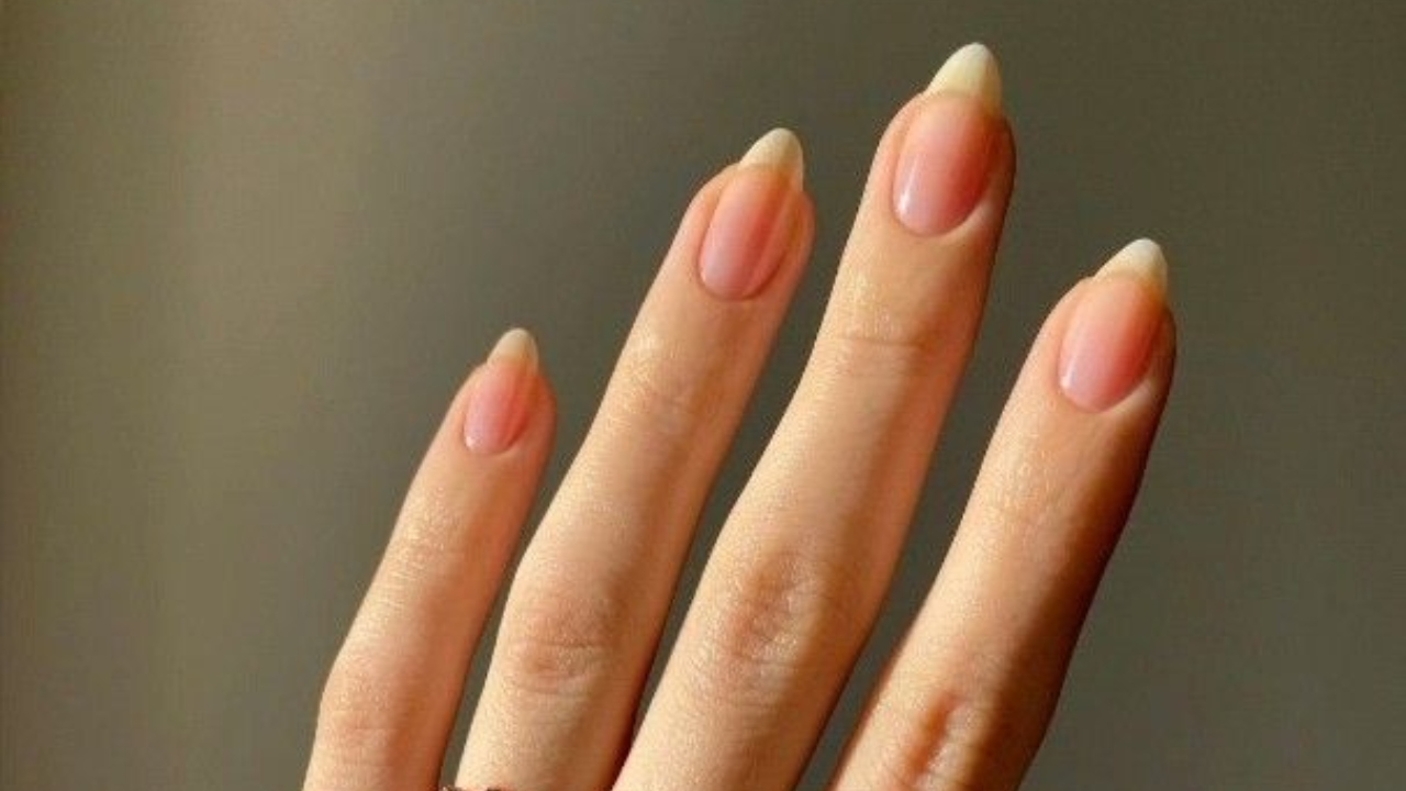 unhas naturais nude