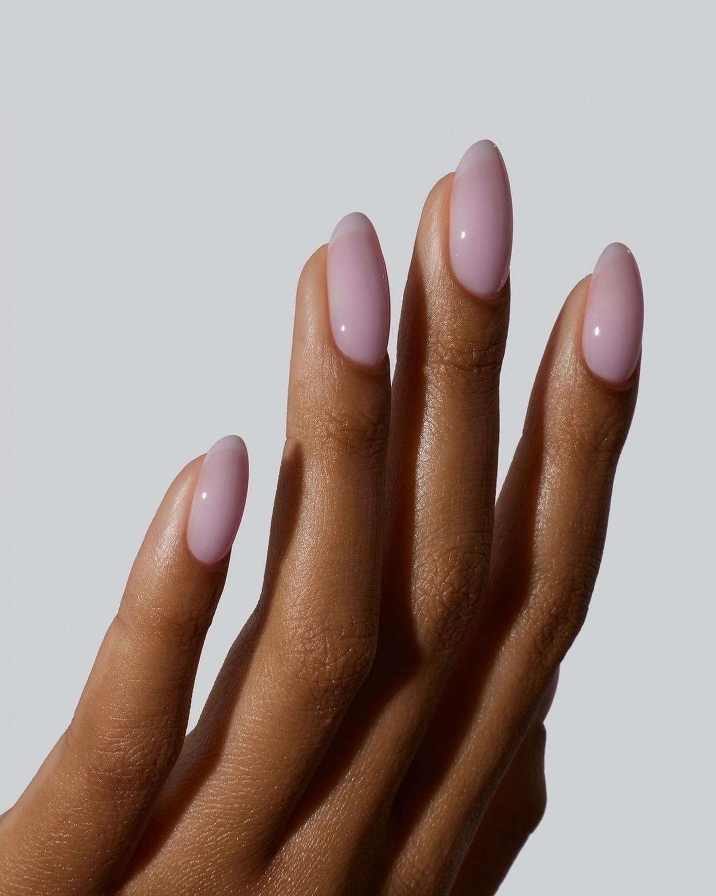 Unhas nude discretas
