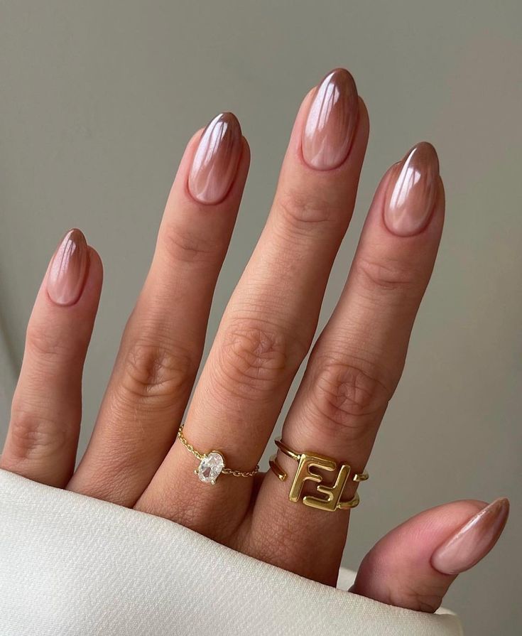 Unhas nude efeito milky