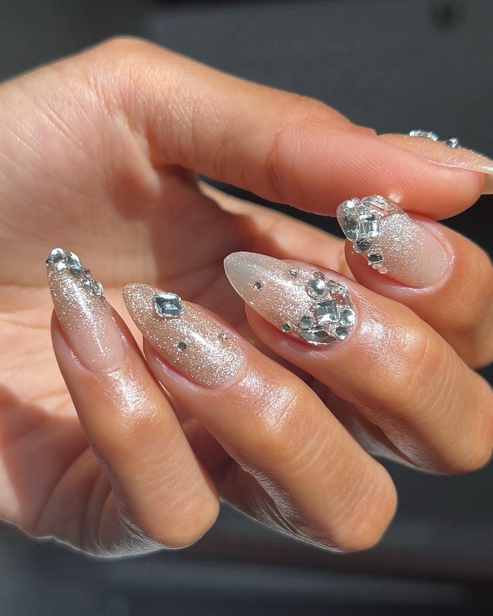 inspiração unhas ano novo 2026