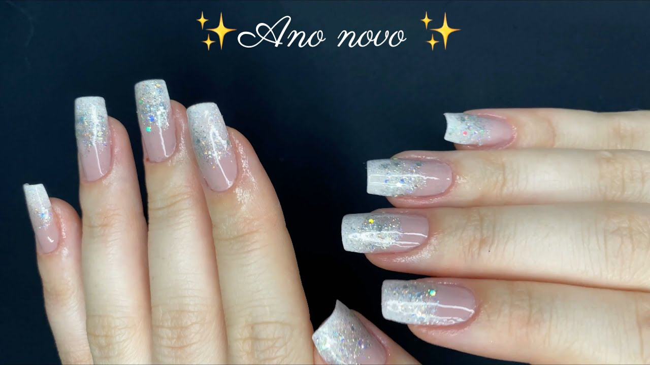 Unhas Para Ano Novo Com Glitter