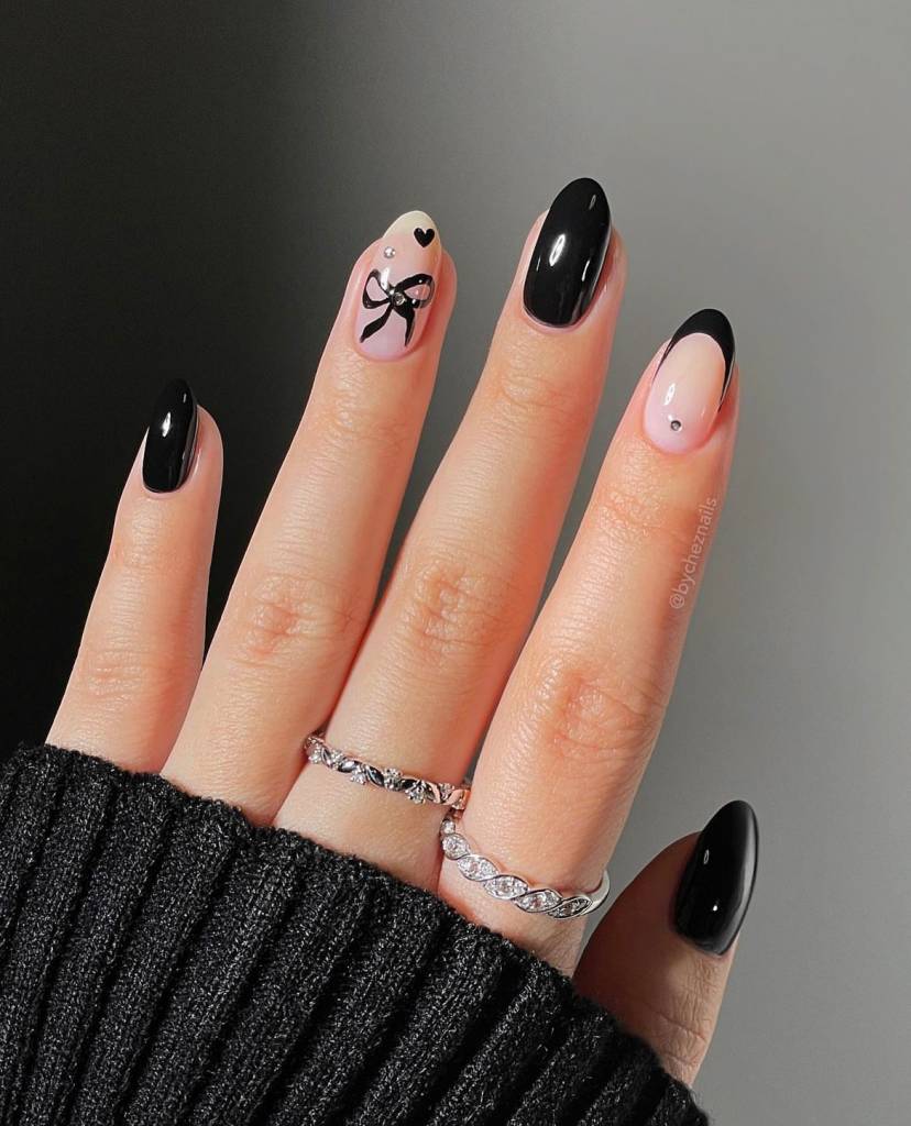 unhas pretas decoradas