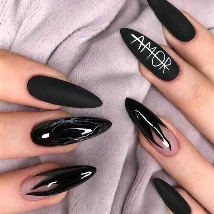 unhas pretas decoradas