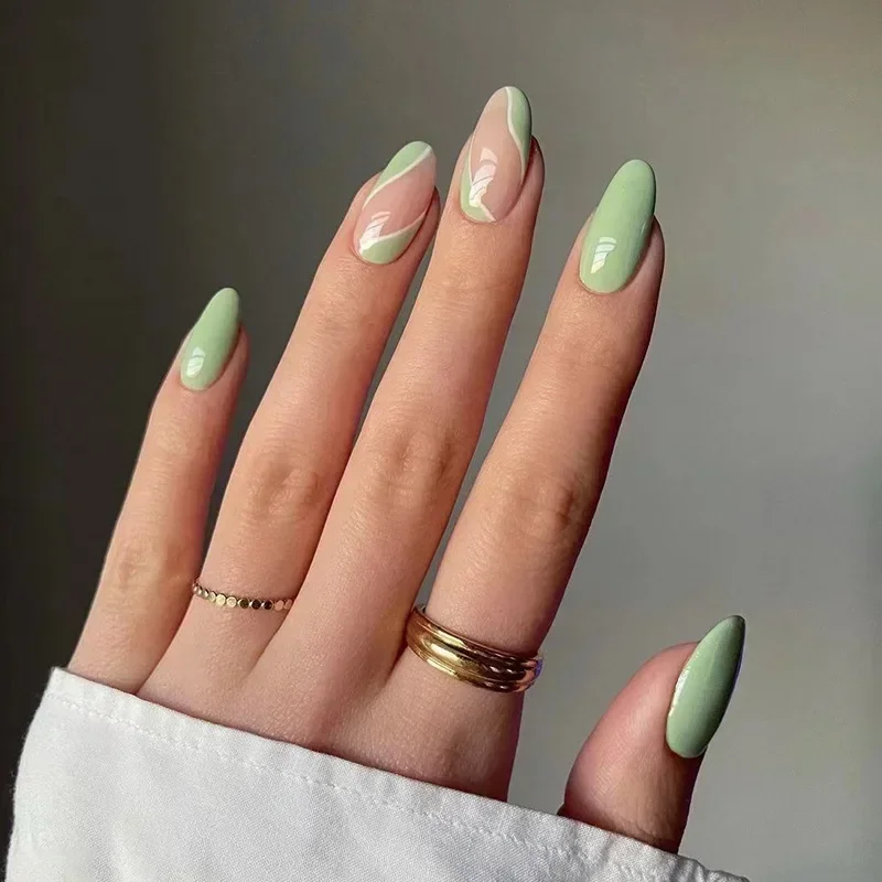 Nonicure e Nail Tint: A Tendência Minimalista em Unhas Verdes para 2026