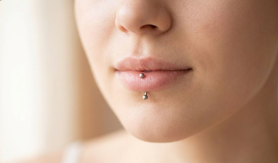 cicatrização vertical labret