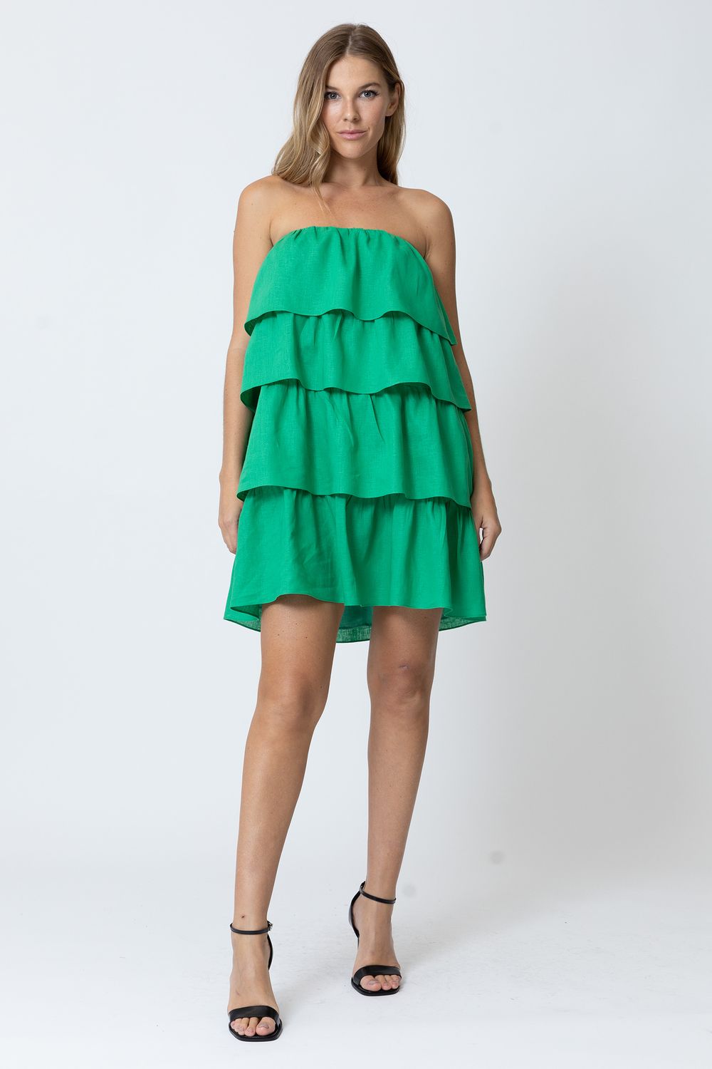 vestido babado ombro a ombro