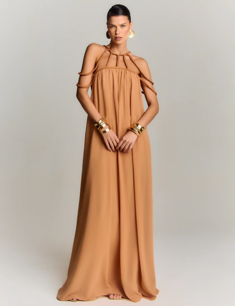 vestido longo bege elegante