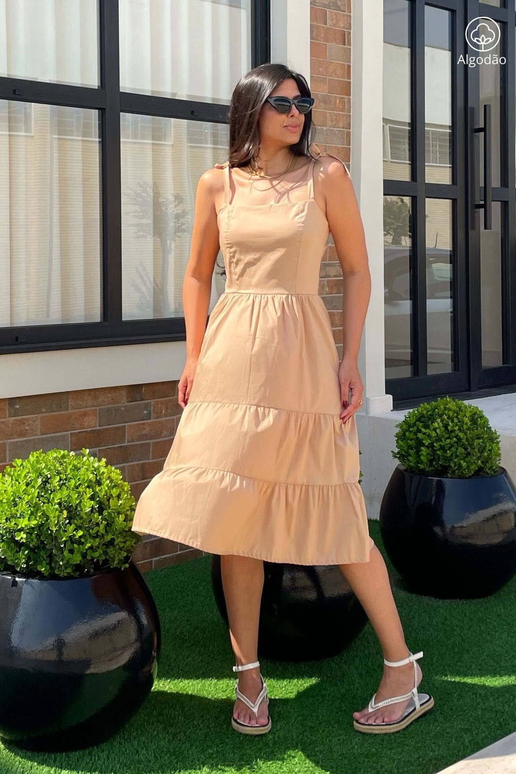 vestido bege midi tricô