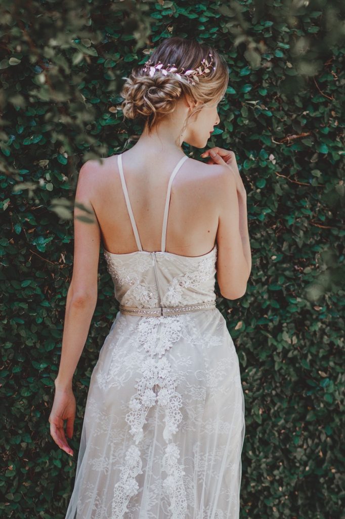 vestido de noiva boho com franjas
