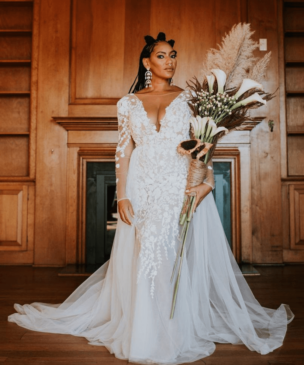 5 ideias de títulos:
1. Vestidos de Noiva Nude: A Tendência que Celebra a Sofisticação
2. Guia Completo: Como Escolher o Vestido de Noiva Nude Perfeito
3. Do Boho ao Minimalista: Modelos Incríveis de Vestidos de Noiva Nude
4. Onde Encontrar e Quanto Custa um Vestido de Noiva Nude dos Sonhos
5. Dicas de Estilo: Acessórios e Combinações para seu Vestido de Noiva Nude