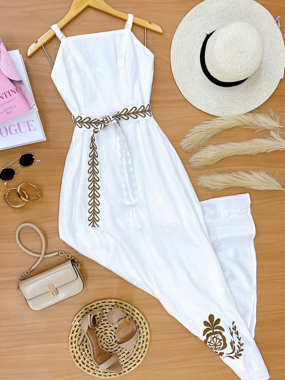 vestido delicado longo