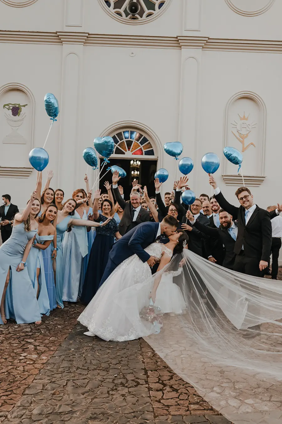 erros ao escolher vestido madrinha azul