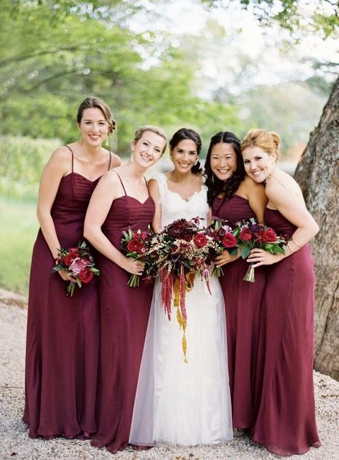 inspiração vestido de madrinha marsala casamento civil
