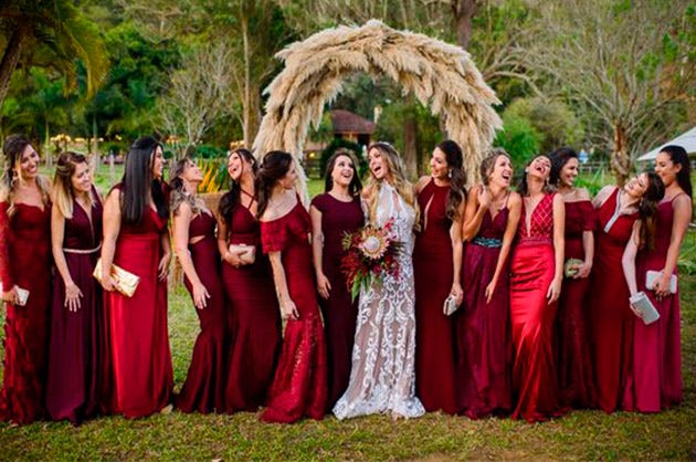 inspiração vestido de madrinha marsala casamento civil