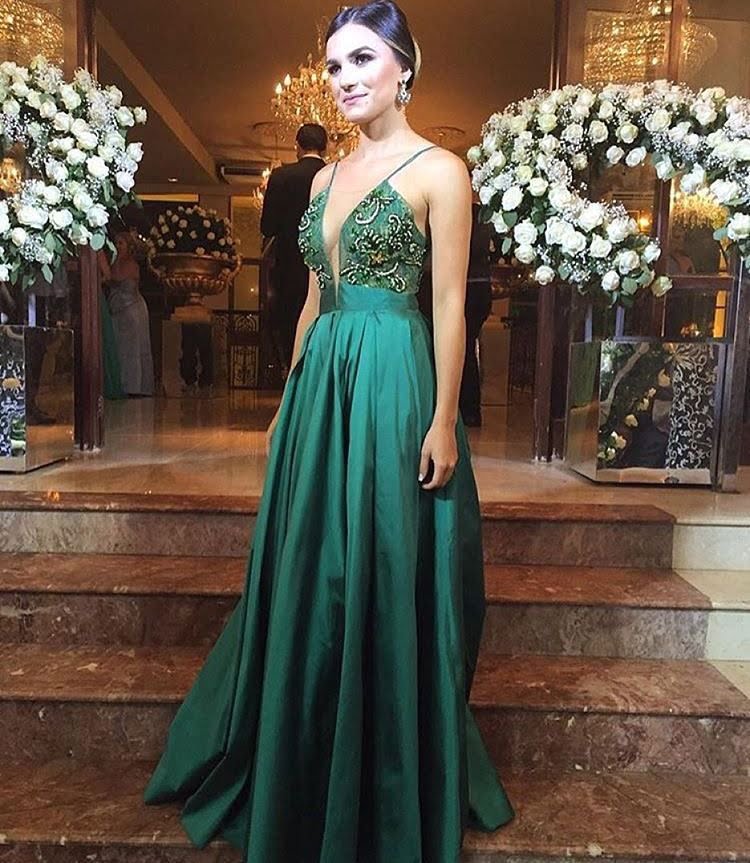vestidos de formatura com fenda 2026