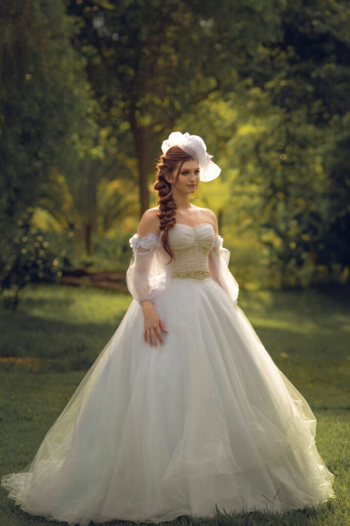 Vestidos de noiva princesa minimalistas