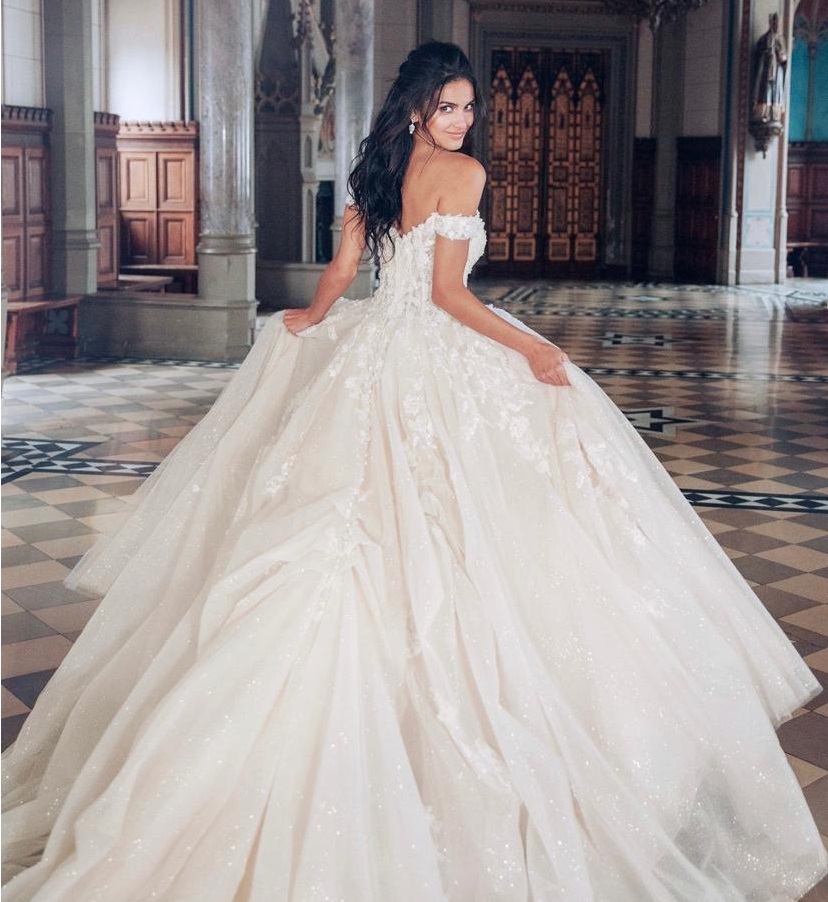 Vestidos de noiva princesa com cetim