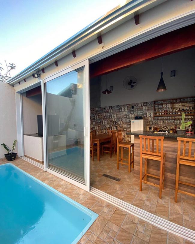 casa com área gourmet e piscina