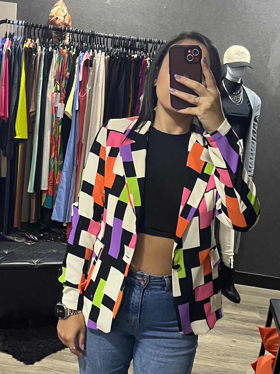 blazer colorido estampado