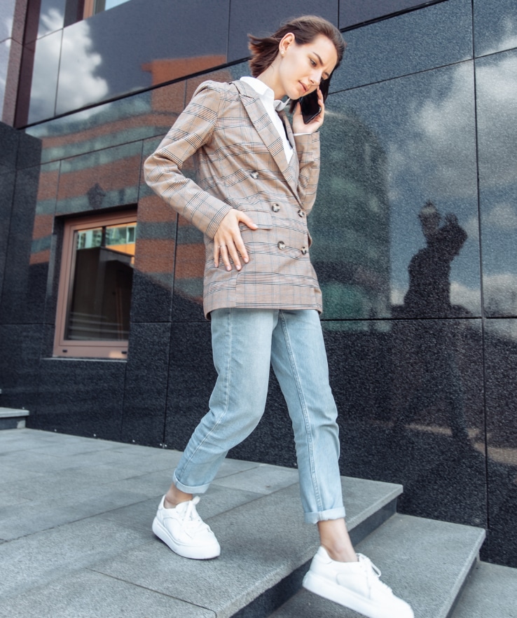 combinar blazer oversized com moletom