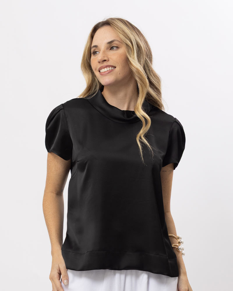 blusa acetinada gola boba