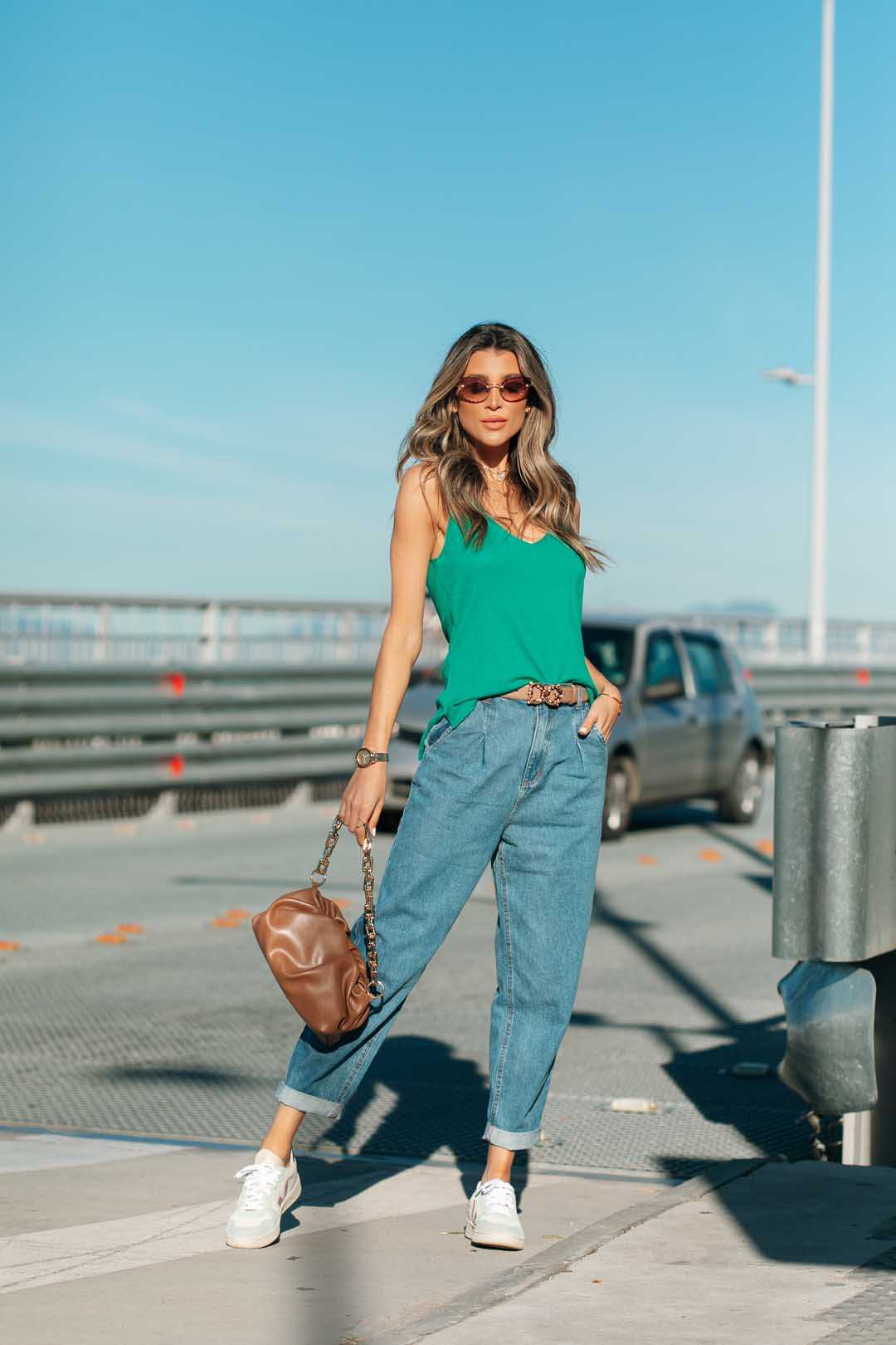 acessórios para blusa verde