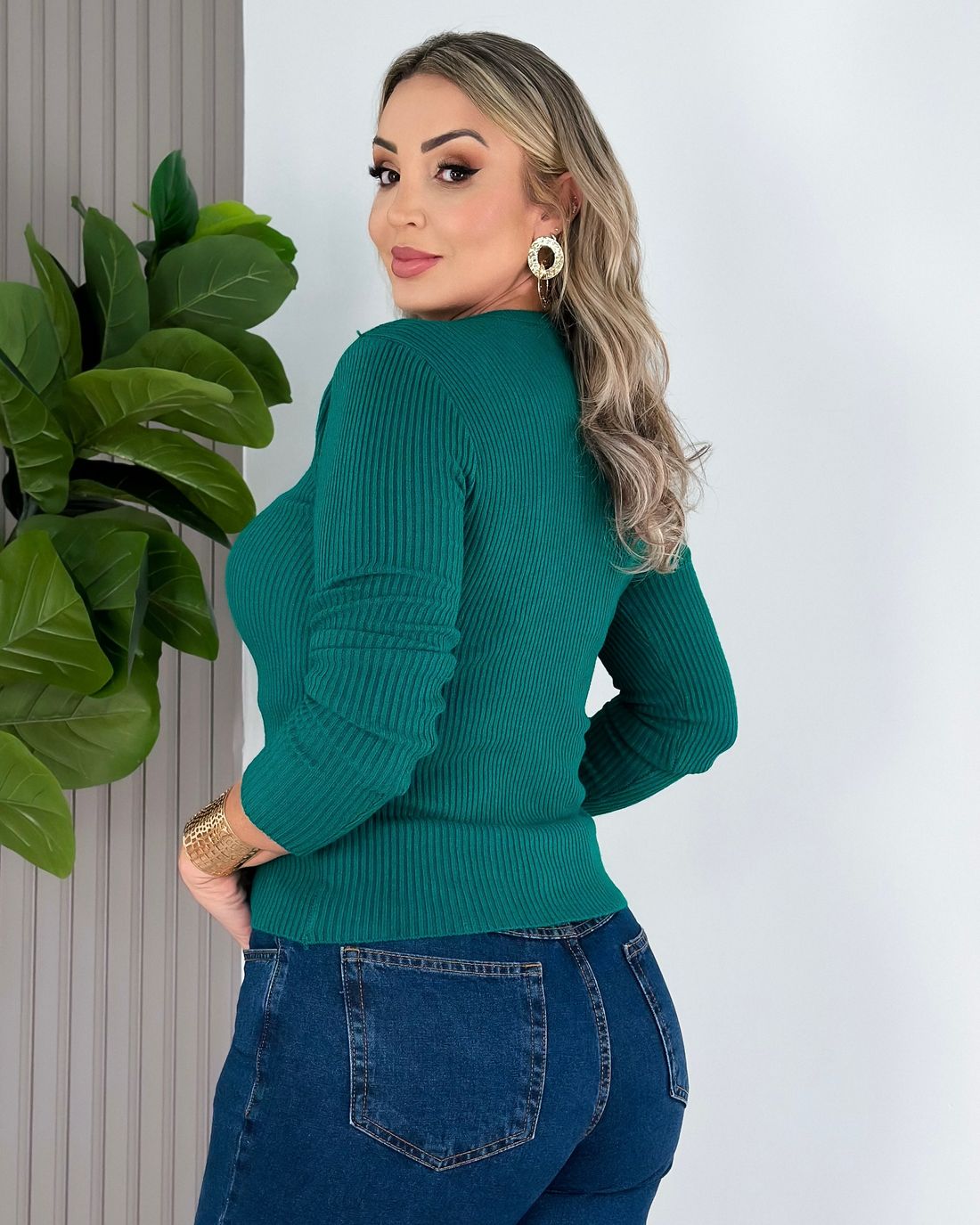 looks com blusa verde esmeralda