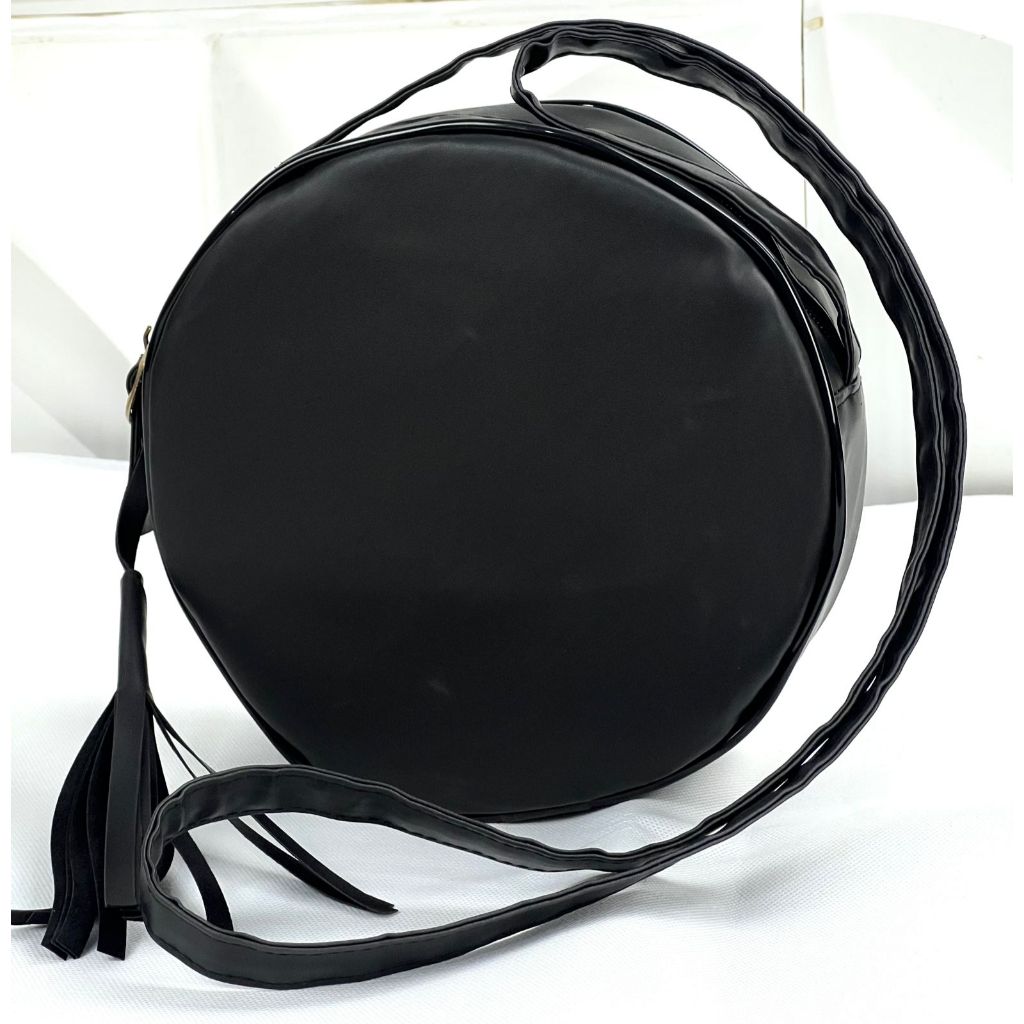 bolsa redonda preta