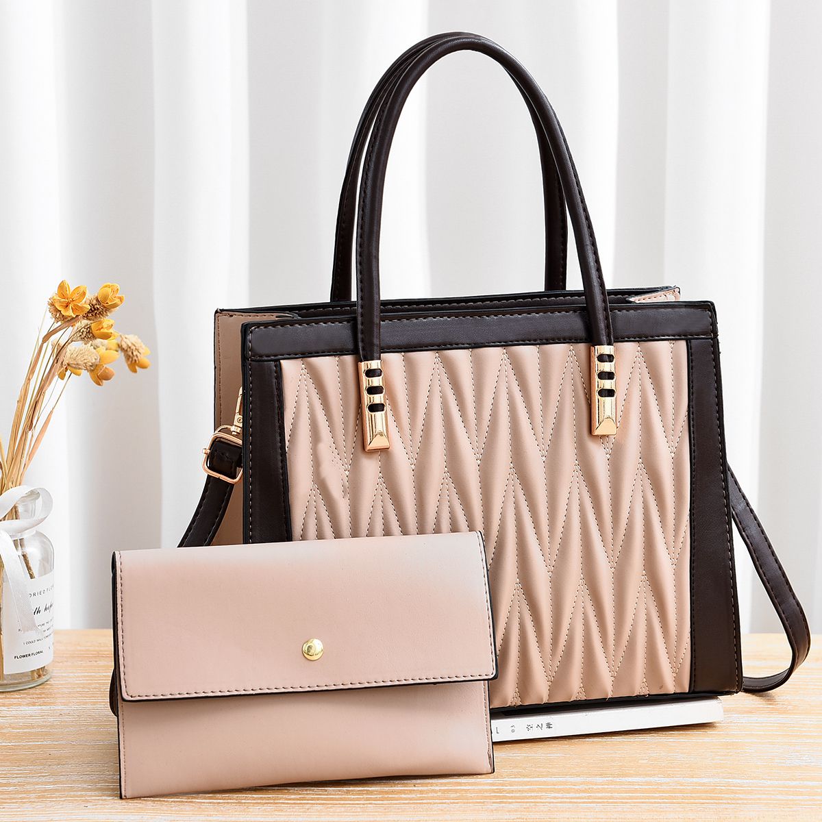 bolsas com design rígido