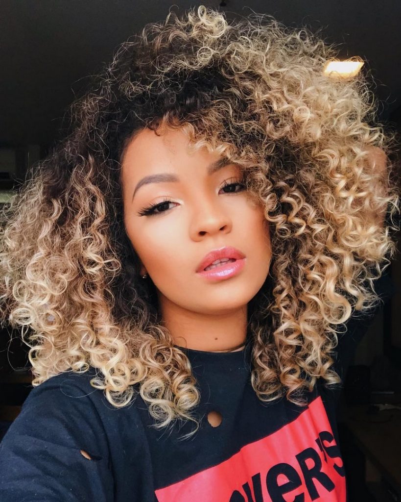 corte curto para cabelo ondulado