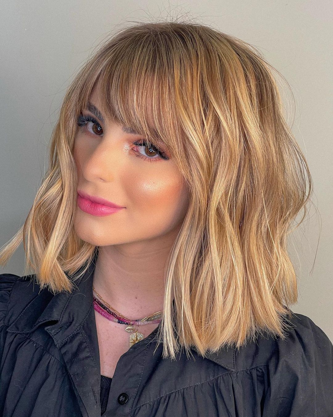 ideias de cabelo curto com franja