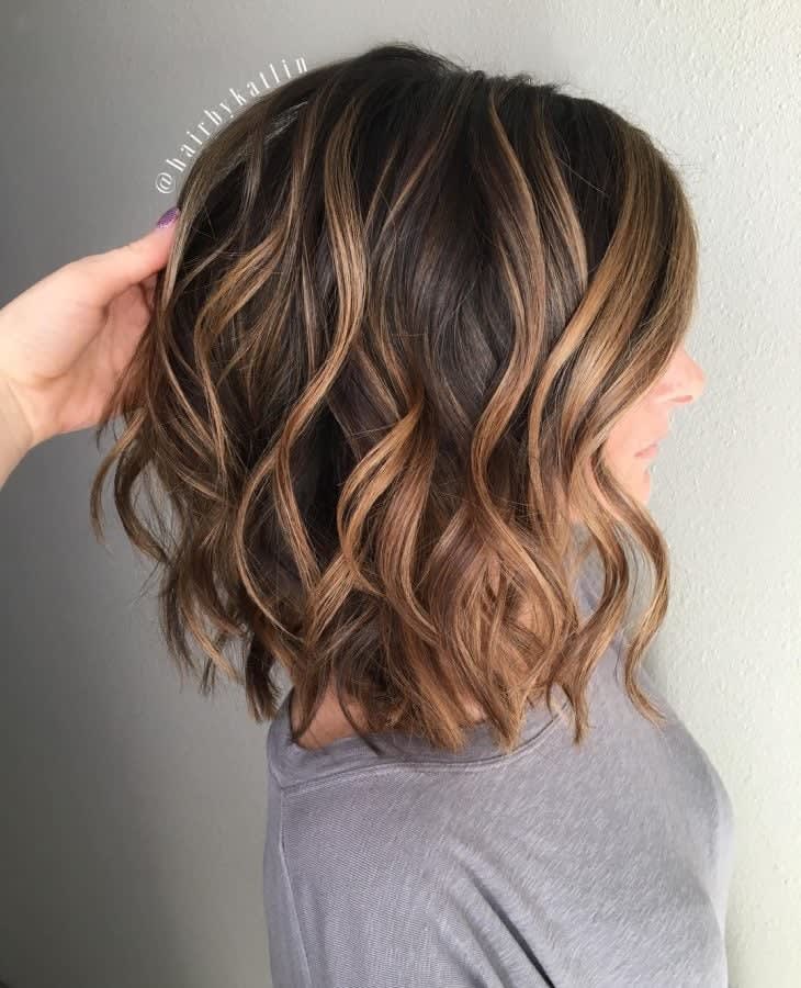 cabelo platinado curto