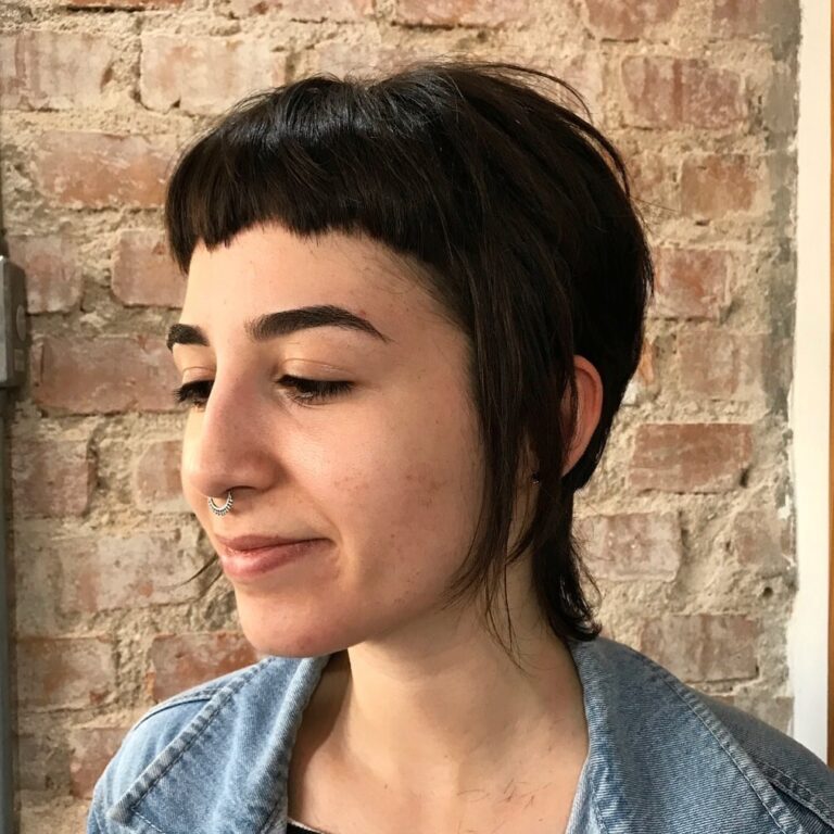 cabelo liso curto desfiado
