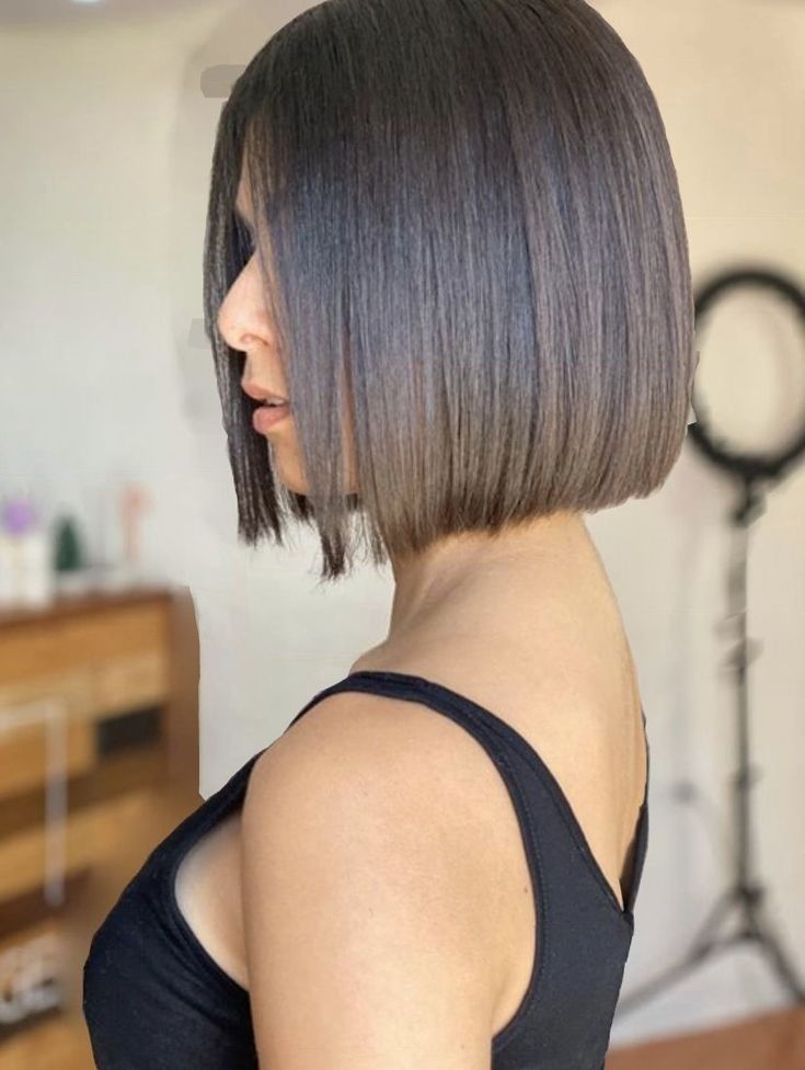 bob assimétrico rosto oval